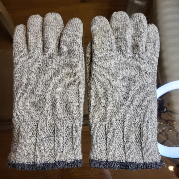 Eddie Bauer Men's 100% Shetland Wool Gloves - Picture 5 of 5